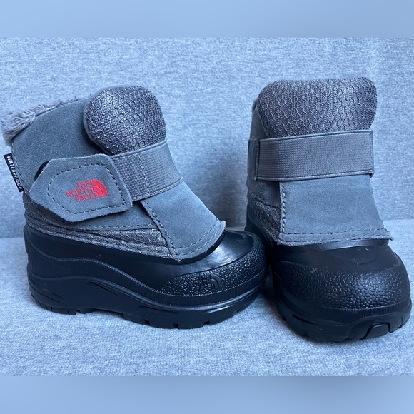 EUC The North Face Toddler Boots Size 5 - Waterproof Snow Velcro Traction Soft - Picture 1 of 15